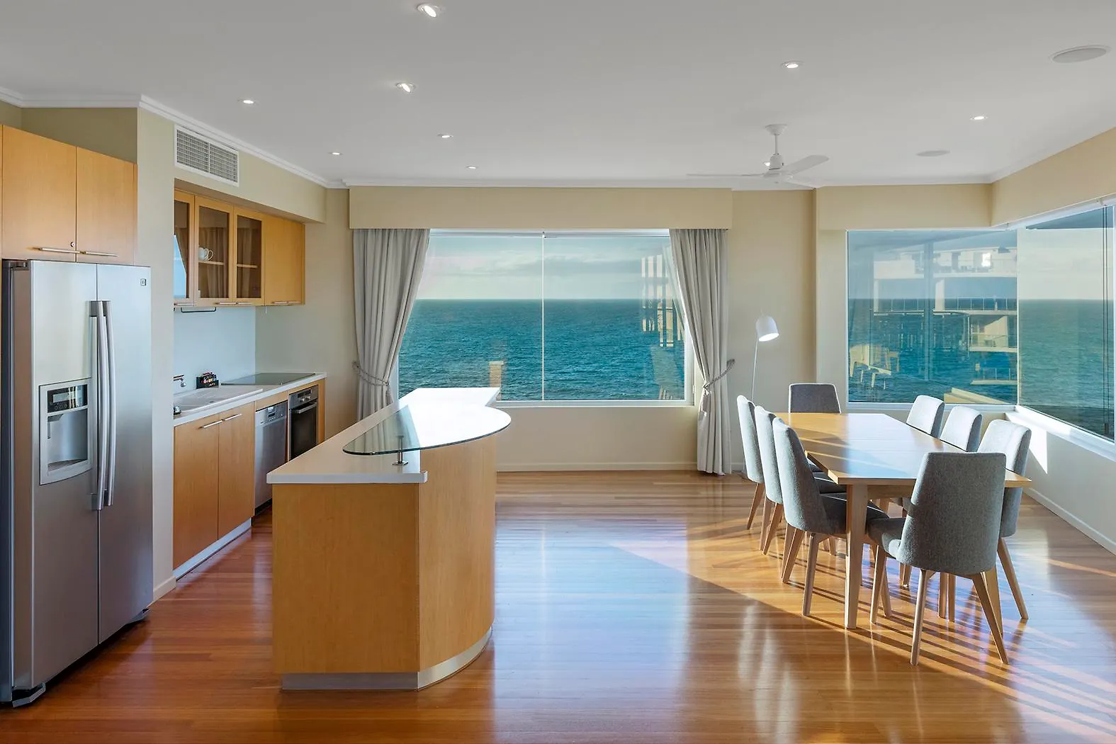 Oaks Hervey Bay Resort And Spa 4*,  אוסטרליה